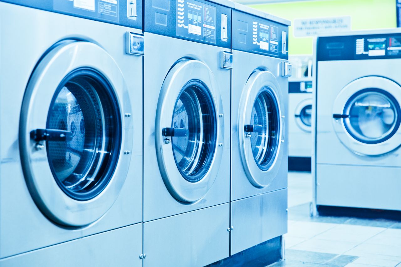 Installer un rehausseur pour machine à laver
